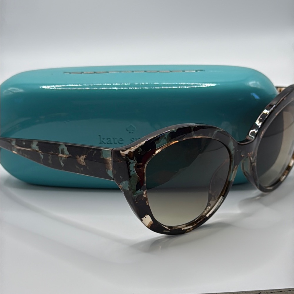 Kate Spade Tortoise Brown Sunglasses EUC With original Case - Picture 4 of 8
